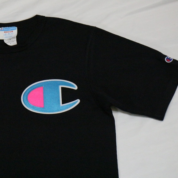 Vtg CHAMPION Oversize Patch Logo Crew T-shirt Sz Small Men Med Wmn - Picture 3 of 8